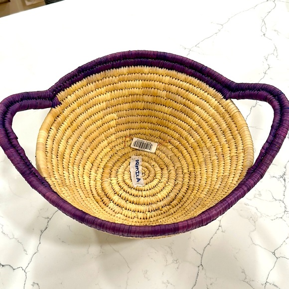 NWT Hand Woven Promila Basket - Picture 2 of 4